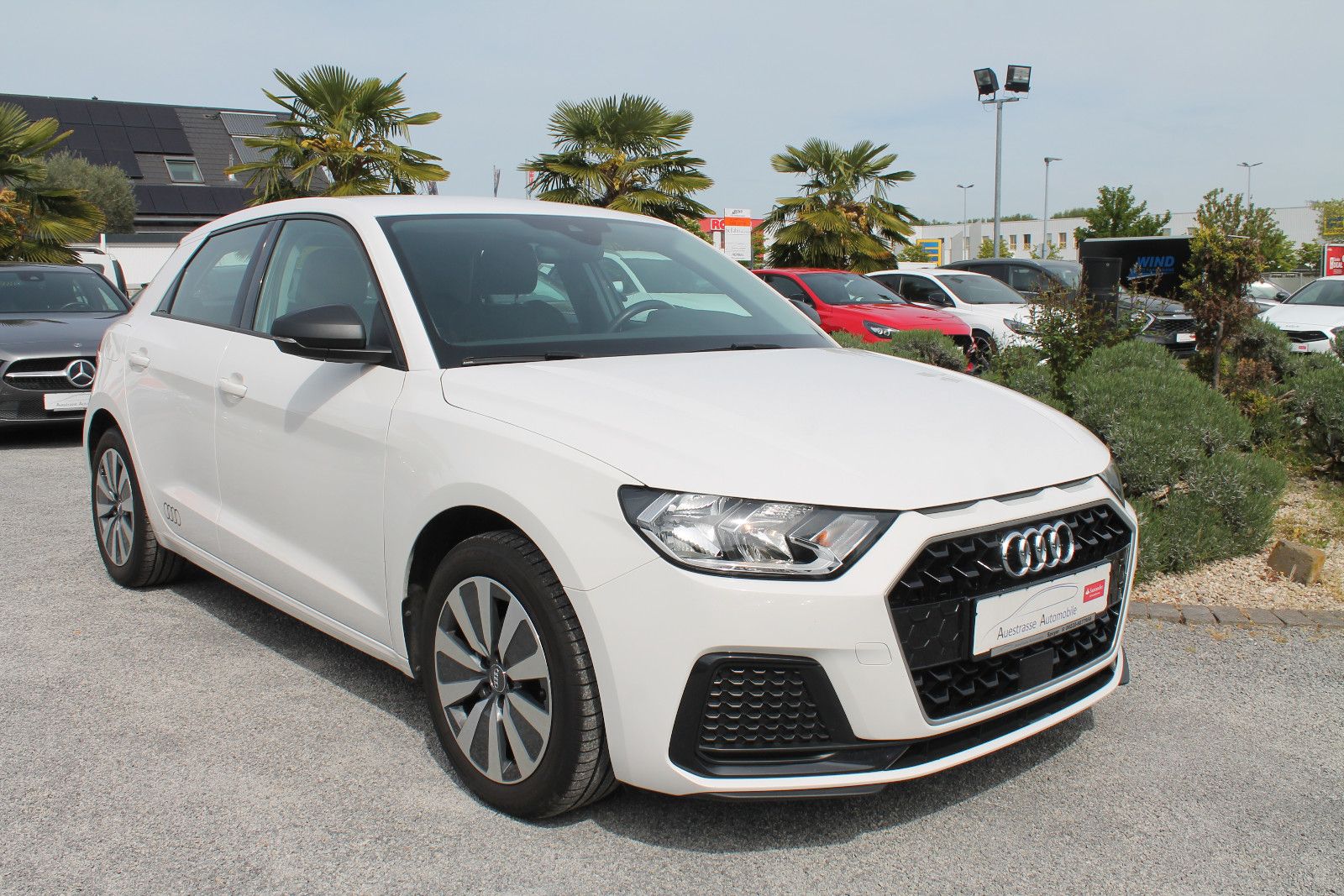 AUDI A1 Sportback, Navi, PDC, SHZ, Tempomat