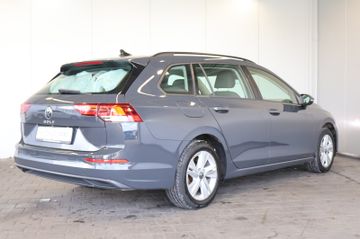 Volkswagen Golf VIII 2.0 TDI Life AID+LED+CARPLAY+AMBIENT