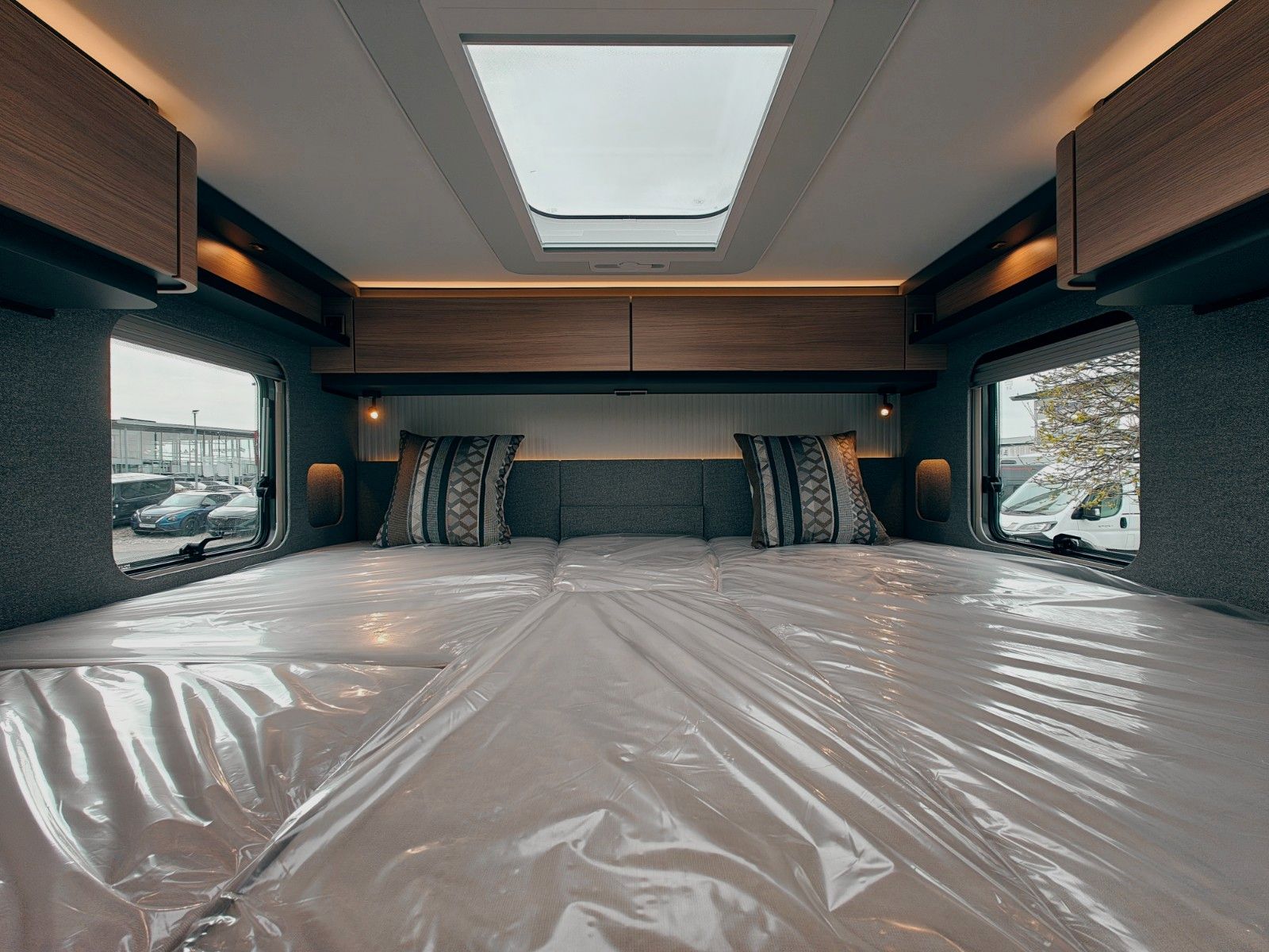 Fahrzeugabbildung HYMER / ERIBA / HYMERCAR B-KLASSE MC T 680 PREMIUM - SOFORT LIEFERBAR!