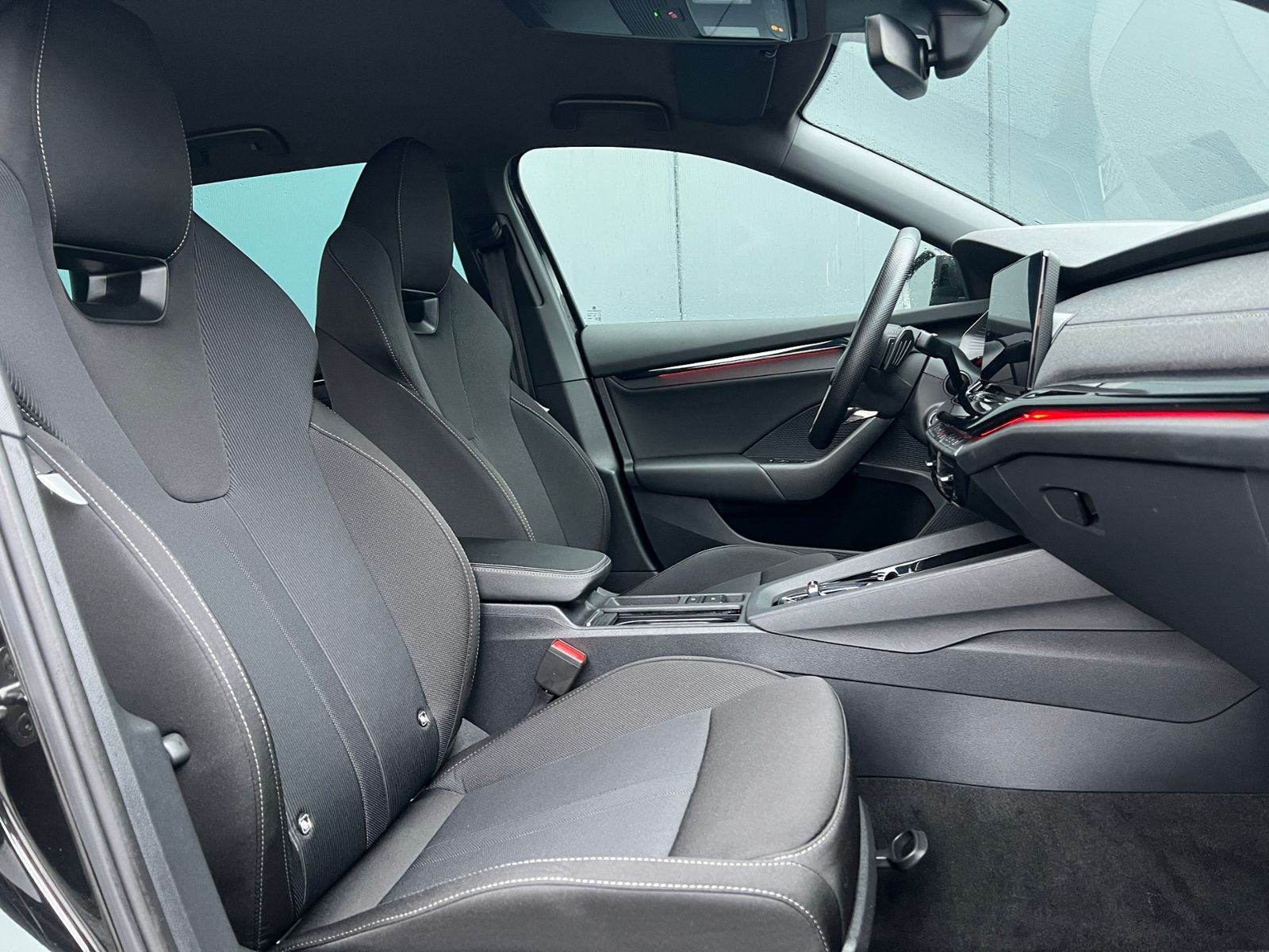 Fahrzeugabbildung SKODA Octavia Combi IV Sportline 2.0 TSI DSG 4x4 *LED,