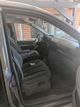 Chrysler Auto zu verkaufen - Chrysler Voyager: A