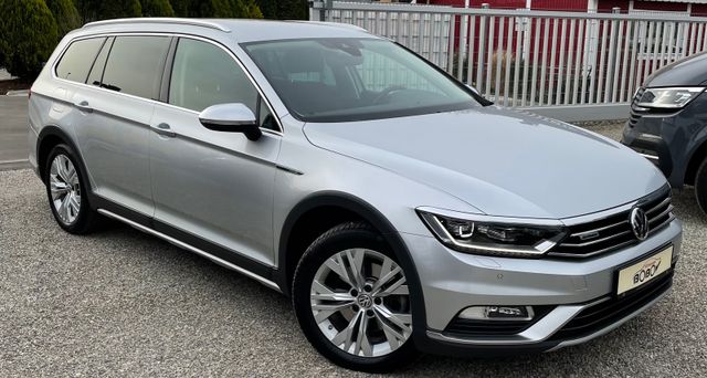 Volkswagen Passat Alltrack 4Motion Massage Standheizung LED