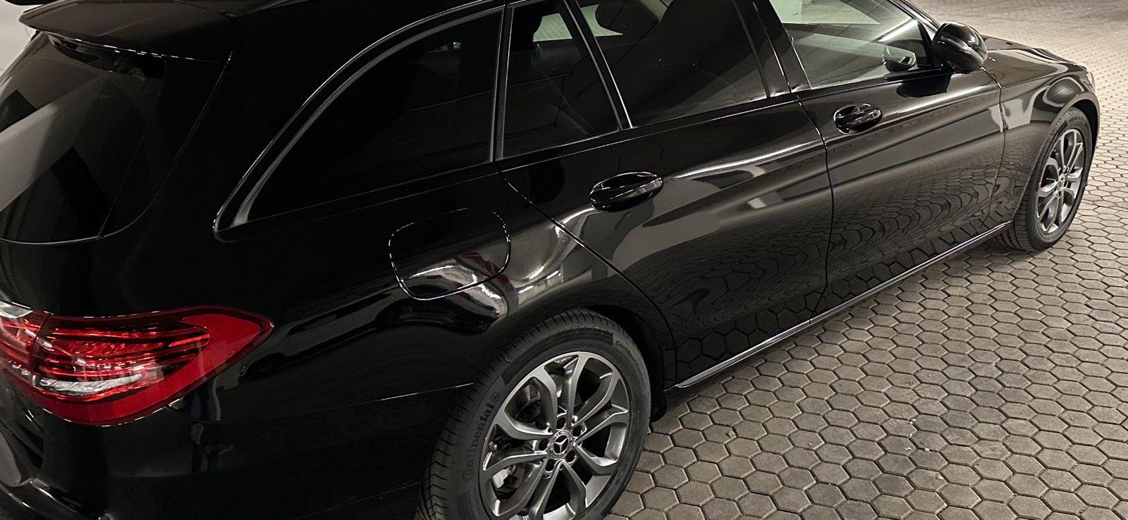 Mercedes-Benz C 220