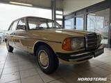 Mercedes-Benz 200 W123 Limousine Promifahrzeug Alles Original - Mercedes 200 mit Anhängerkupplung