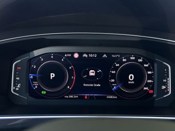 Volkswagen Tiguan - 10