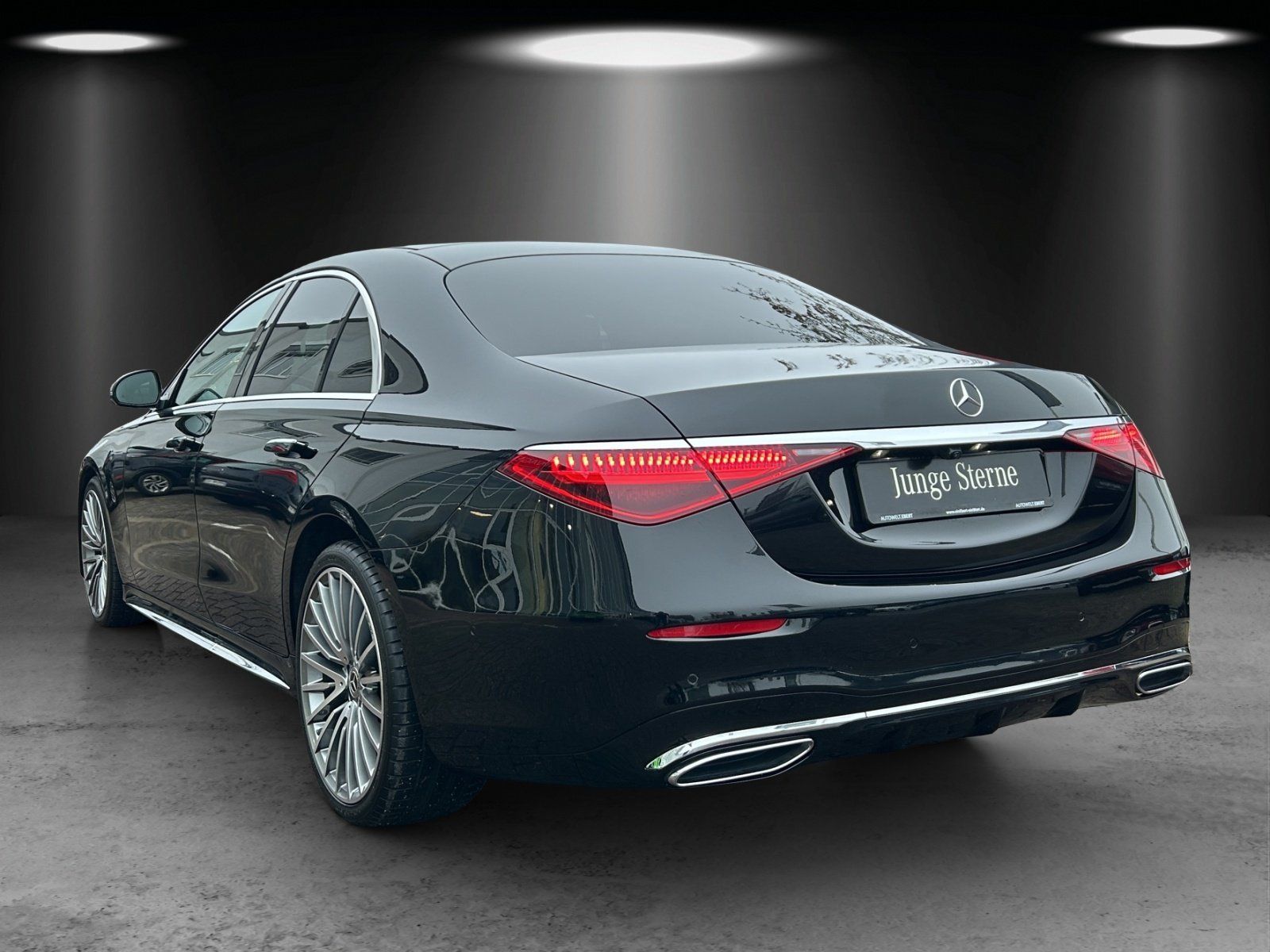 Fahrzeugabbildung Mercedes-Benz S350d AMG Pano DISTRO 4xMemo AIRMATIC Burme 360°