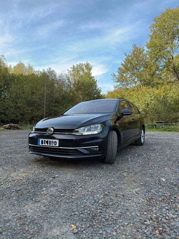 Image of Volkswagen Golf