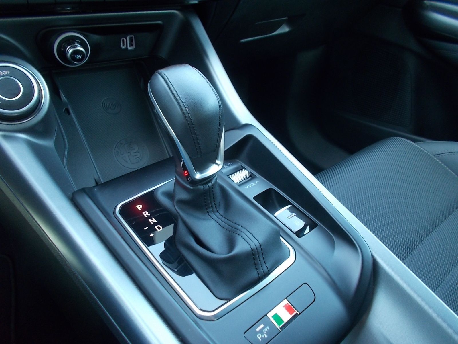 Fahrzeugabbildung Alfa Romeo Tonale Ti 1.5 VGT (160 PS)