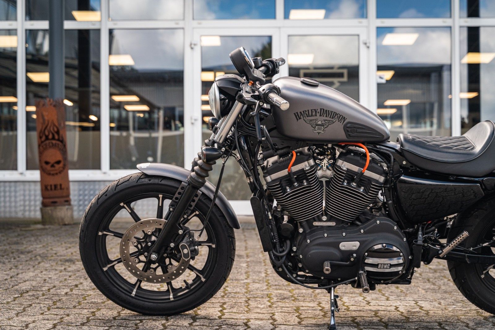 Fahrzeugabbildung Harley-Davidson XL883N Sportster Iron 883 - Racer Umbau 1200ccm
