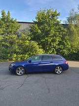 Peugeot 308 BlueHDi 120 EAT6 Allure SW Allure - Peugeot 308 von privat