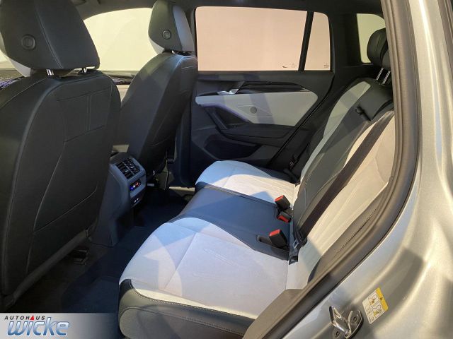 Tiguan 1.5 eTSI DSG Elegance NAVI KLIMA AHK