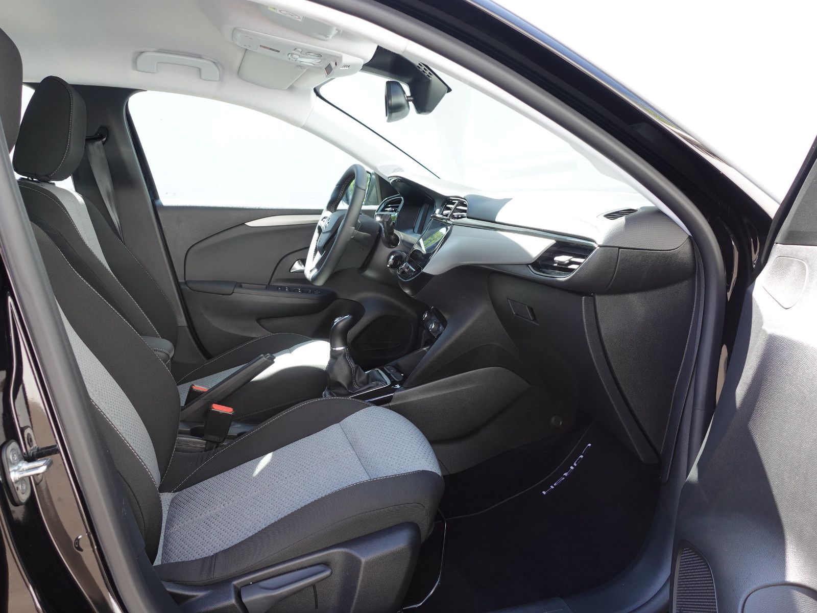 Fahrzeugabbildung Opel Corsa 1.2,Kamera,Sitzhz,Allwetter,LED,DAB,16"Alu
