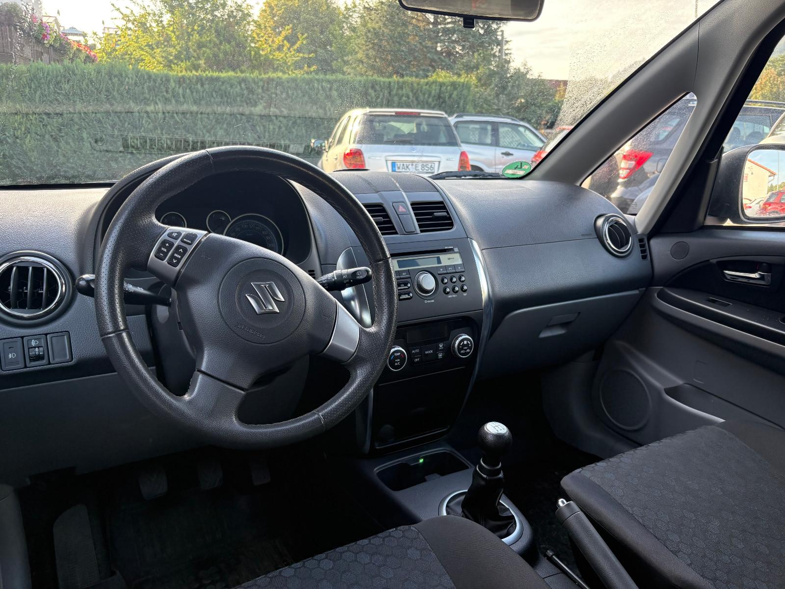 Suzuki SX4  1.6 VVT 4WD Style TOPZUSTAND 1.Hand