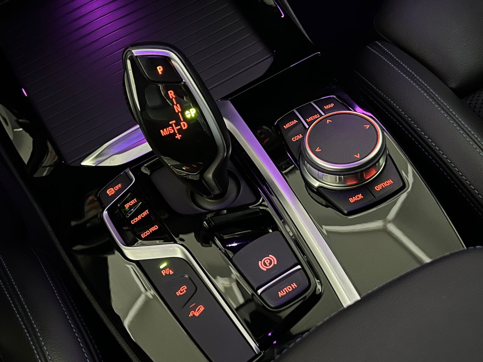 Fahrzeugabbildung BMW X3 xDrive 30 d M SPORT/LED/360*/HuD/AHK/ACC/VIRC