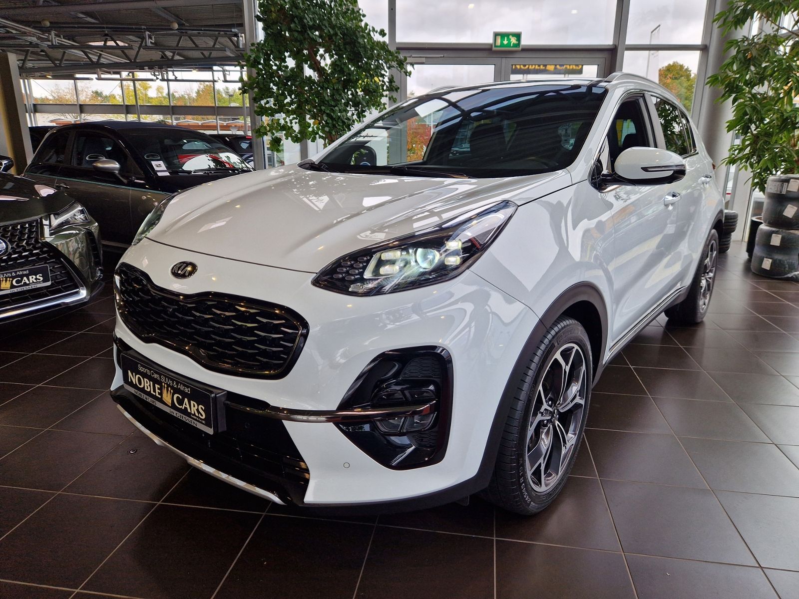 Fahrzeugabbildung Kia Sportage GT-Line 4WD PANO 360° LED