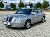 Kia Opirus 3.5 V6 GL-Voll - Kia Opirus mit Benzin-Antrieb: Limousine, 3.5