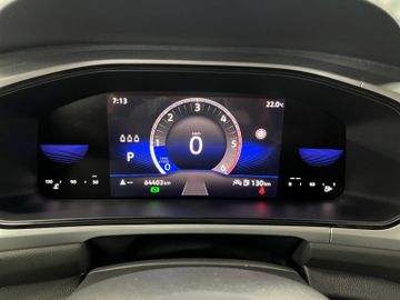 Volkswagen T-Roc - 9
