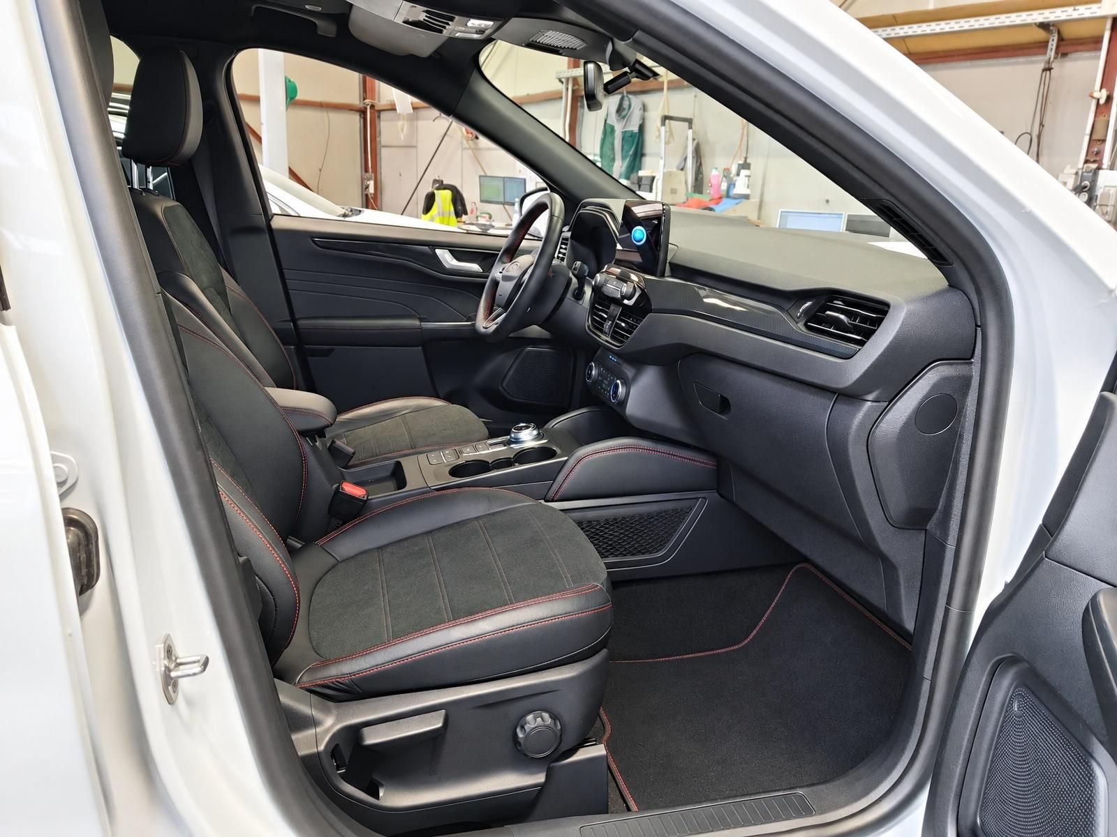 Ford Kuga 2.5 Duratec PHEV ST-LINE X/PANO/Kamera/Keyl imagem 3