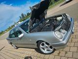 Mercedes-Benz Mercedes E 280 - gebrauchte Mercedes-Benz E 280 aus dem Jahr 1997