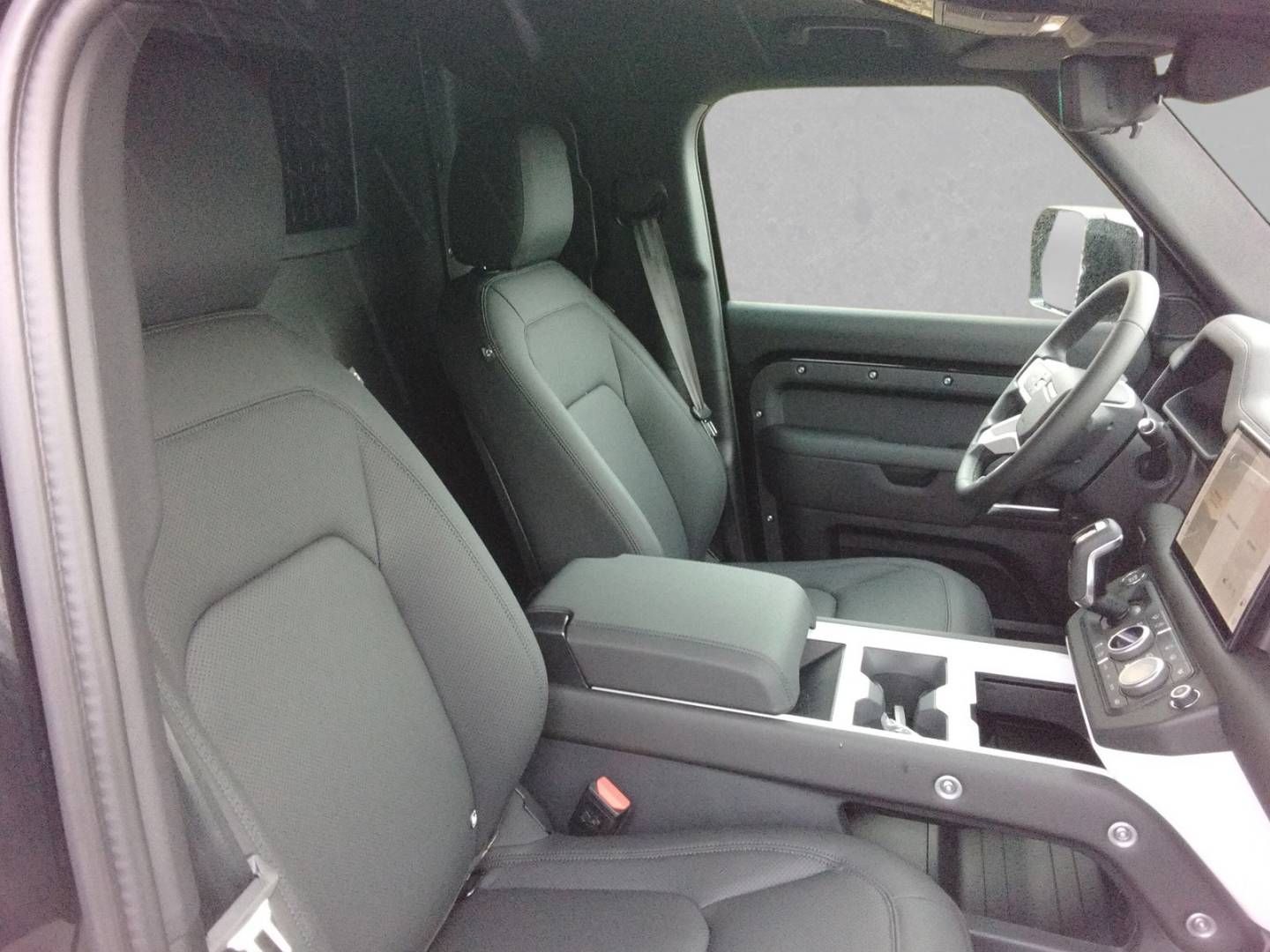 Fahrzeugabbildung Land Rover Defender 110 Hard Top D250 X-Dynamic SE