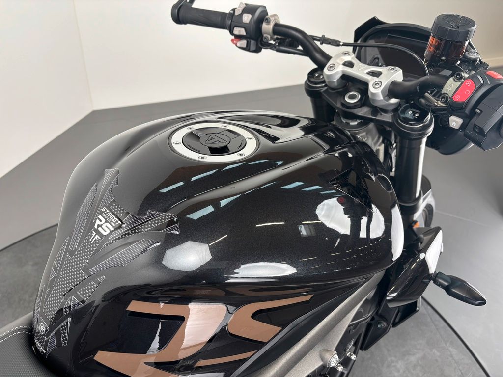Fahrzeugabbildung Triumph STREET TRIPLE 765 RS *TOP-ZUSTAND *1. HAND