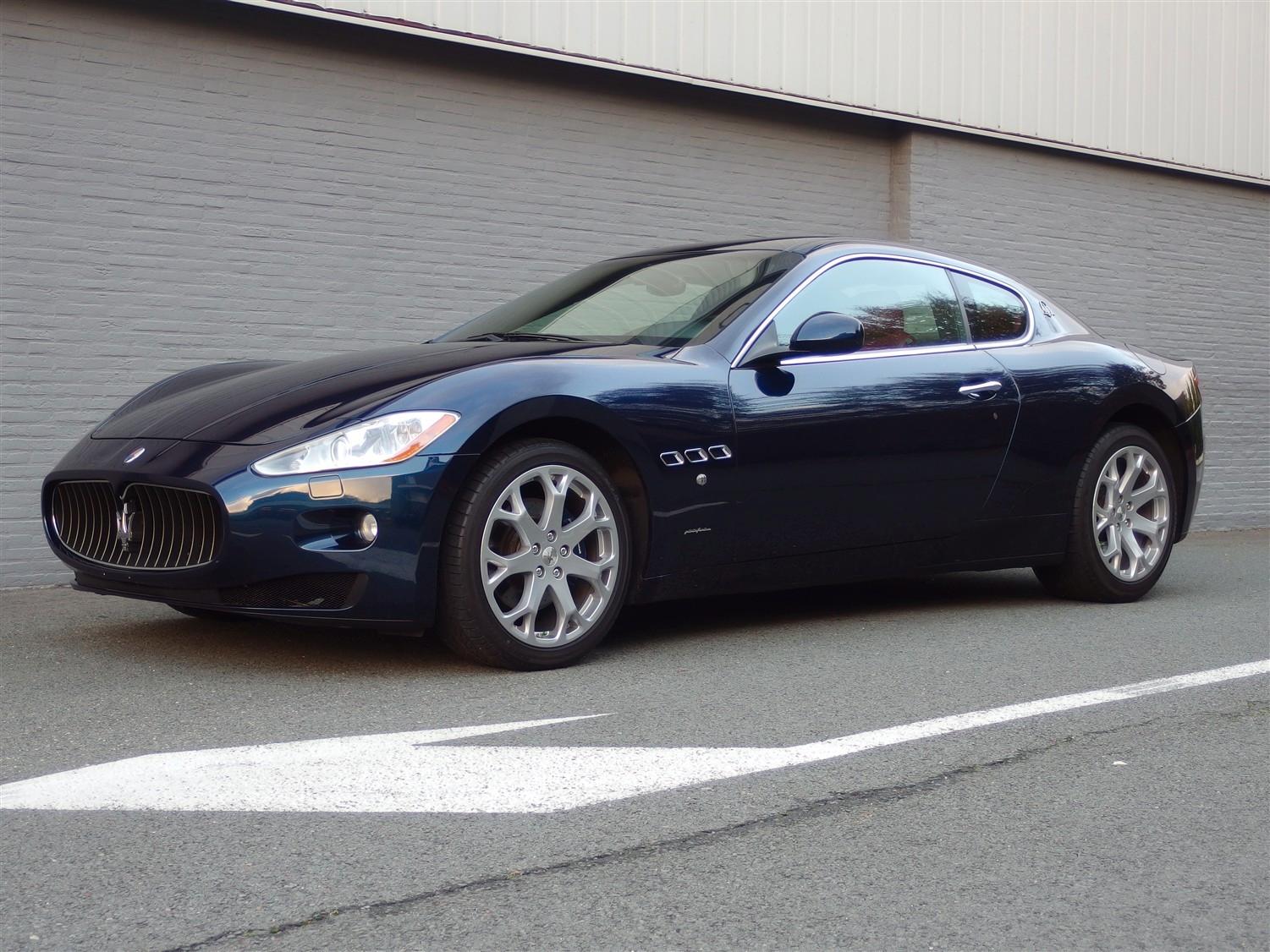 Maserati Granturismo 4.2L V8 in Blu Oceano
