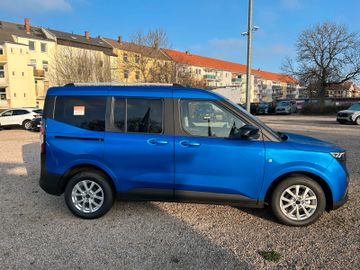 Ford Tourneo Courier Titanium Winterpaket 5JGarantie!