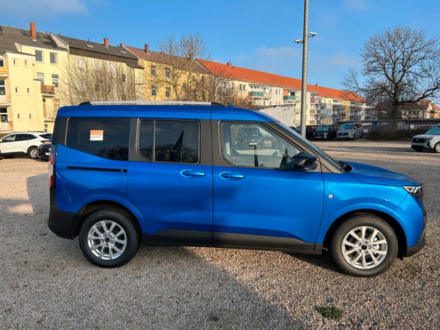 Ford Tourneo Courier Titanium Winterpaket 5JGarantie!