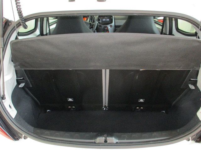 Fahrzeugabbildung Toyota AYGO x-play Team D