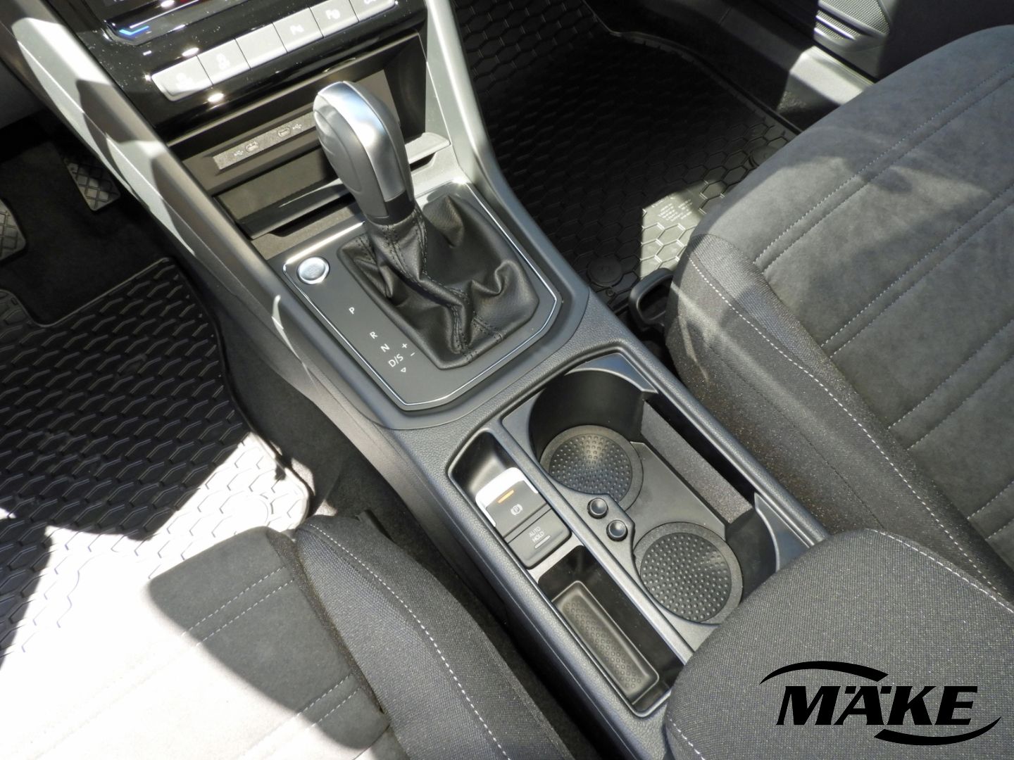 Touran Comfortline 2.0 TDI DSG 5-Si. AHZV STDHZG