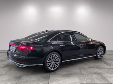 Audi A8 - 3