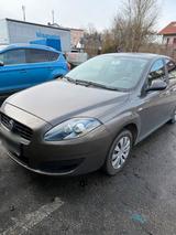 Fiat Hallo ich verkaufe Fiat Croma fur EXPORT - gebrauchte Fiat Croma aus dem Jahr 2009