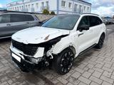 Kia Sorento 2.2 CRDI  Platinum 142kw A8 4WD - Kia Sorento: Unfallwagen