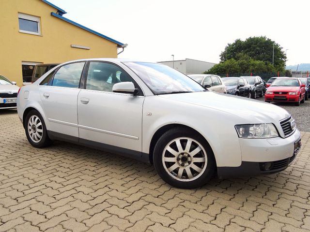 Audi A4 2.4 V6, Leder, Navi, Schiebedach, Tempomat