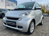 Smart FORTWO COUPE* AUTOMAT*62 KW*TURBO*AHK*SHZ*SEVICE - Smart Gebrauchtwagen in Frankfurt