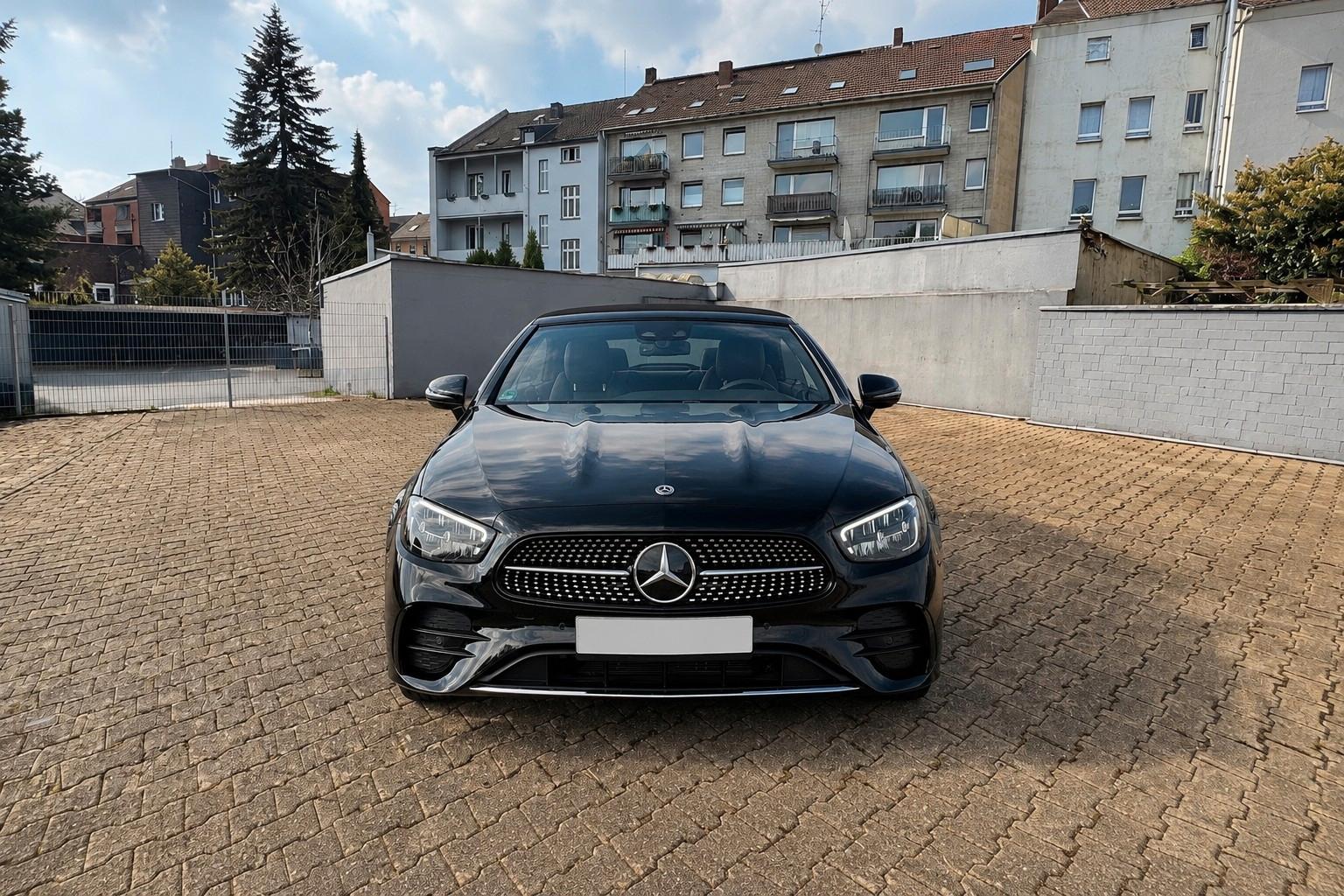 Mercedes-Benz E 200 Cabrio AMG-LINE
