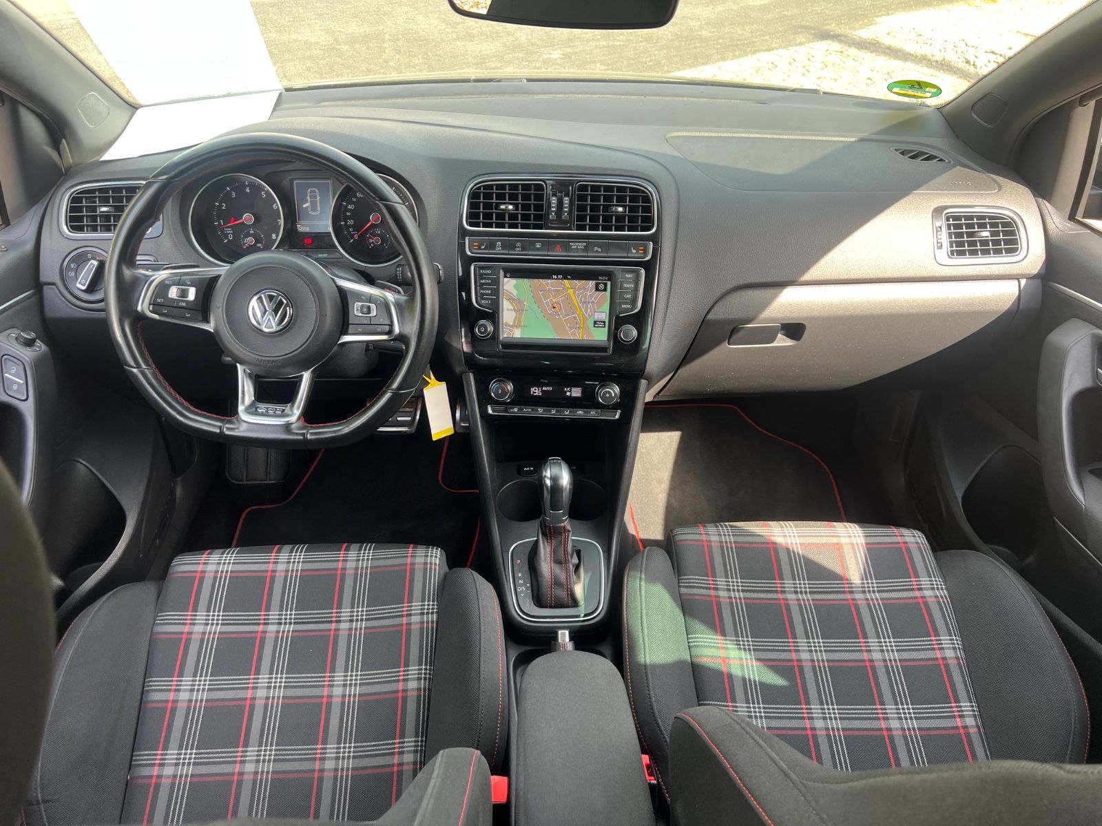 Fahrzeugabbildung Volkswagen Polo V GTI DSG Sport *VOLL-LED*Tempomat*NAVI*