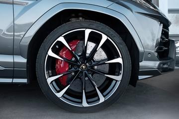 2018 Lamborghini URUS — миниатюра 29