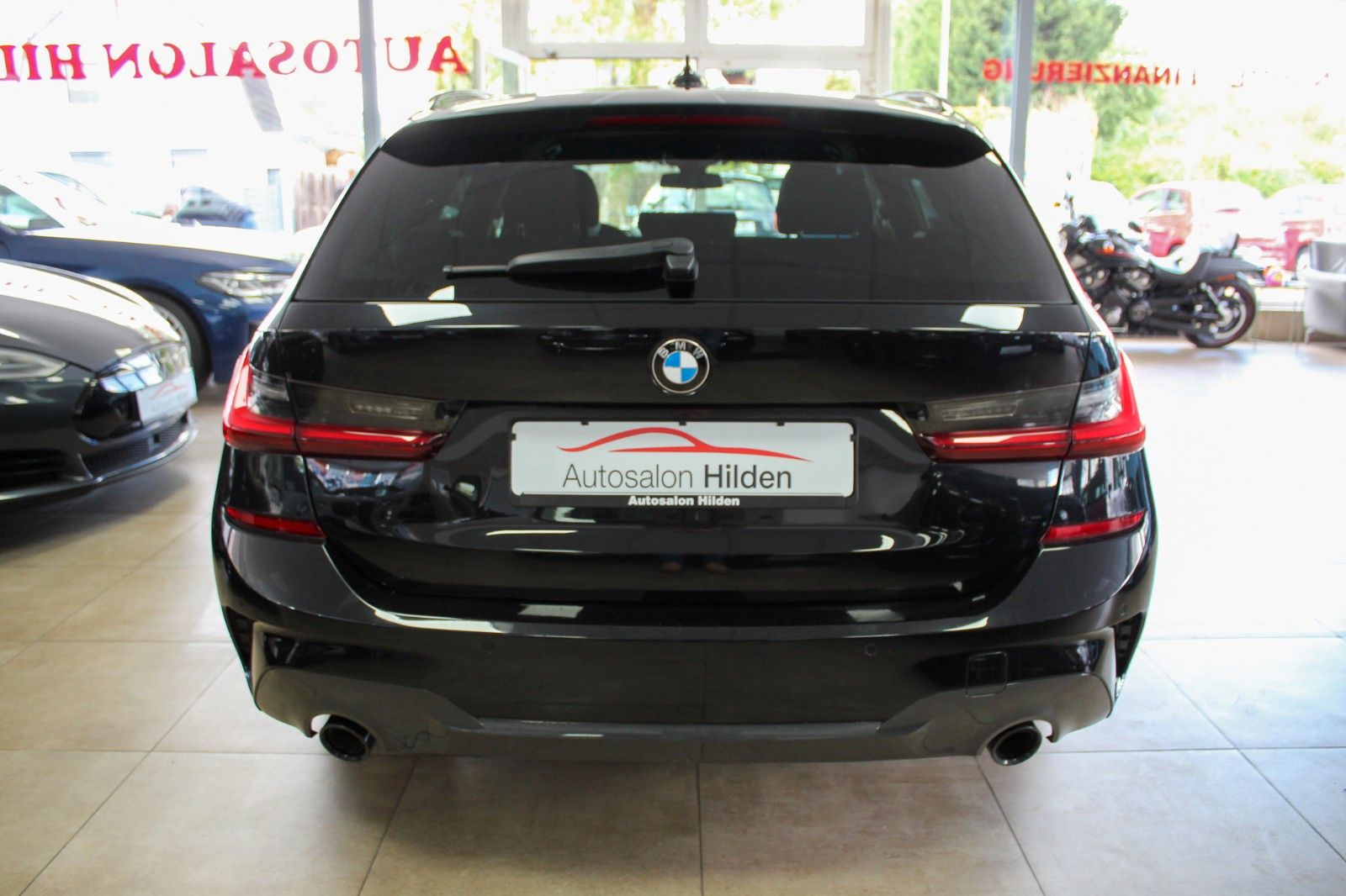 BMW 320d Touring xDrive M Sport Automatik AHK 1.Hand foto 6