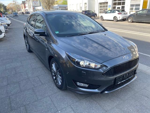 Ford Focus ST-Line MOTOR NEU +GARANTIE+