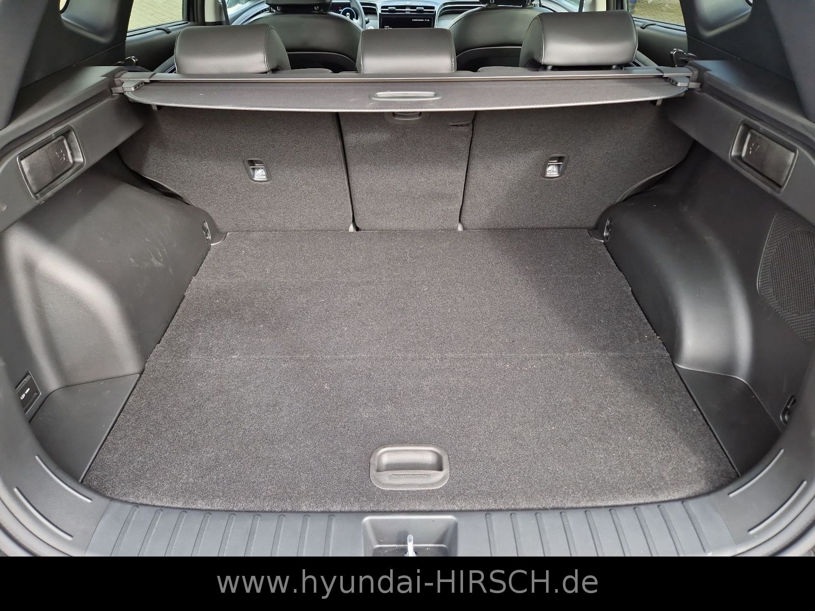 Fahrzeugabbildung Hyundai TUCSON Prime 4WD (48V) ASSIP.+ LEDER 360° Kamera