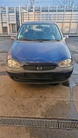 Opel OPEL CORSA -B - Opel Corsa aus 2000: B