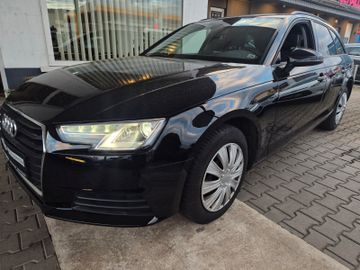 Audi A4 - 1