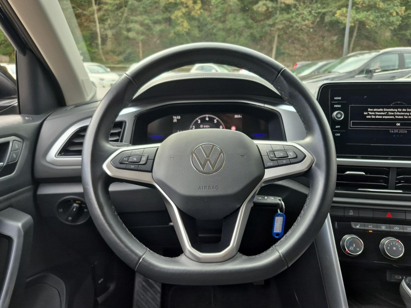 Volkswagen T-Roc Life DSG LED Sitzheizung LM PDC, миниатюра 9