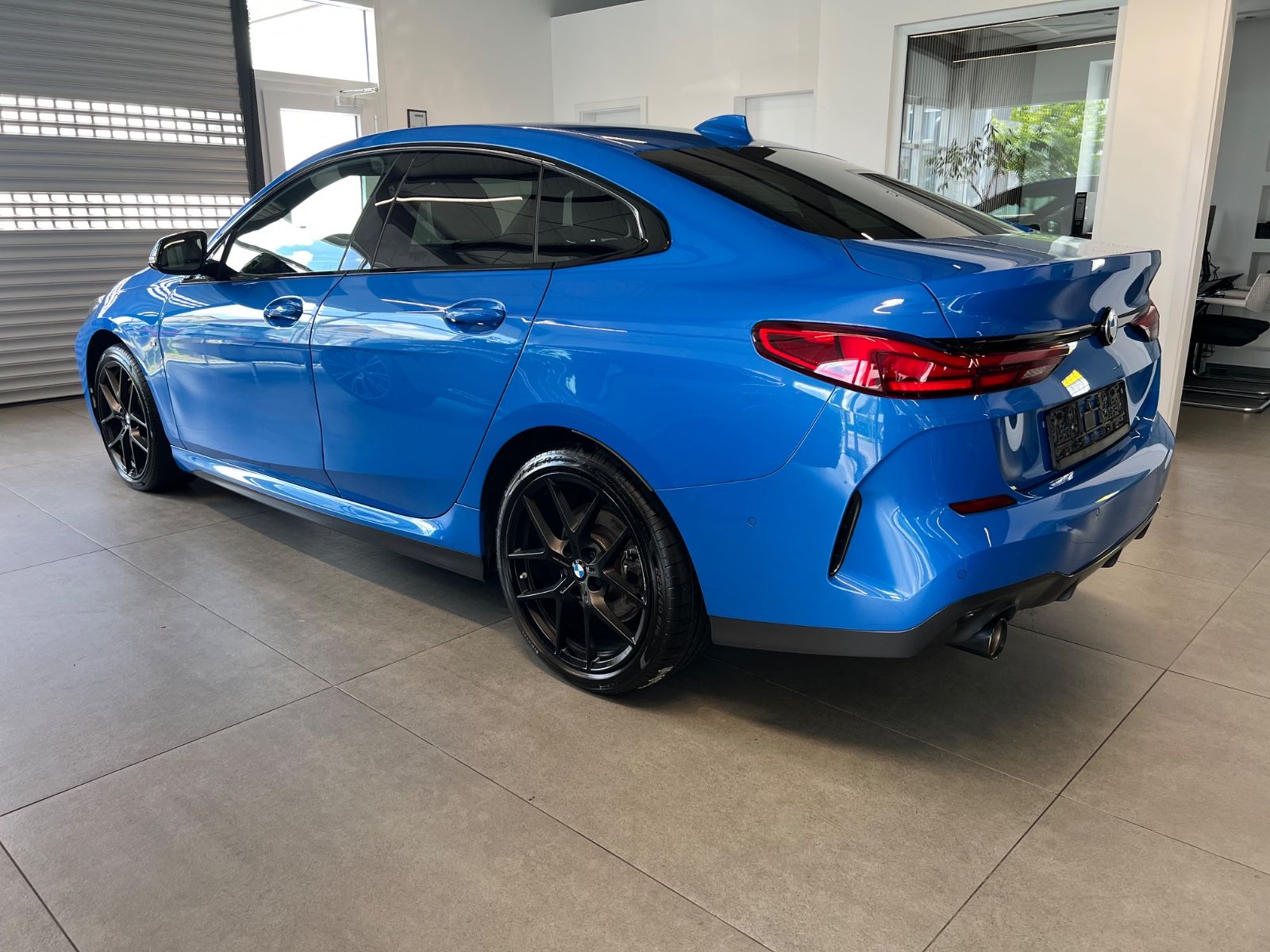 BMW 218 Gran Coupé M-Sport / AHK / Harman-Kardon imagem 3