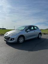 Peugeot 207 - Peugeot 207 in Kiel