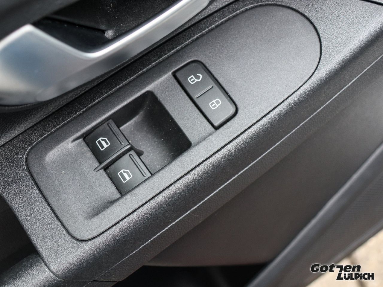 Fahrzeugabbildung Volkswagen e-up! e-up! Fahrerassistenzpaket CCS Bluetooth