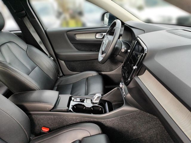VOLVO XC 40 (Bild 23 von Array)