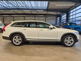 Volvo V90 CROSS COUNTRY AWD LEDER NAV LED PANO CAM AHK - Volvo V90 Cross Country aus 2018