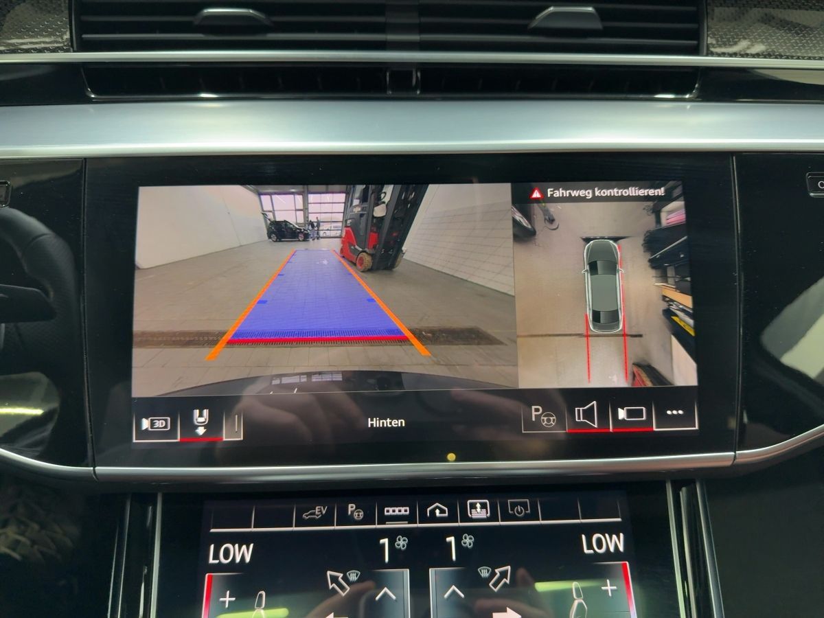Audi A8 - Bild 18